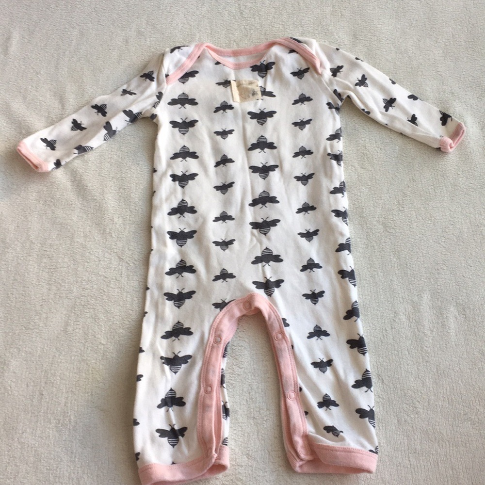 Baby girl 0-3mos BUNDLE - Picture 3 of 5